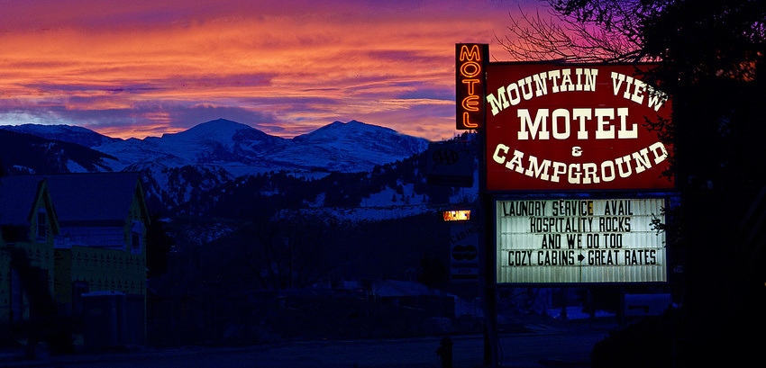 Mountain View Motel and Campground